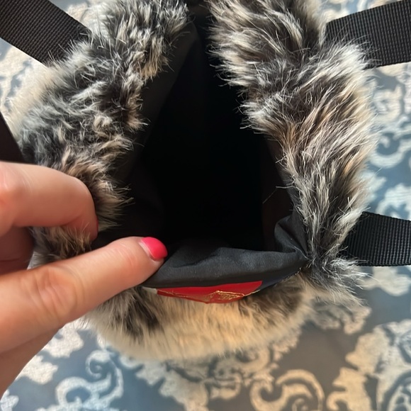 ⚡️NWOT⚡️Fur Wine Tote - Picture 5 of 6